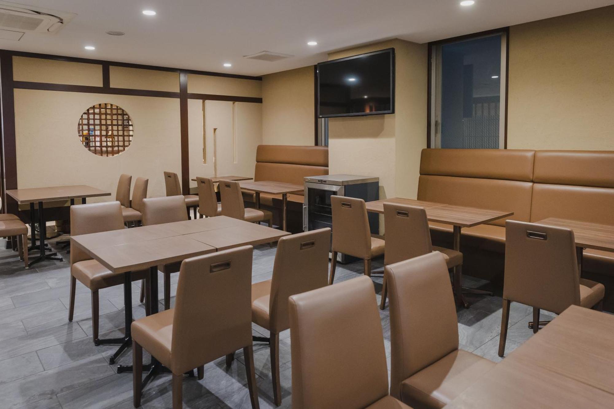 Hop Inn Kyoto Shijo Omiya Exterior foto